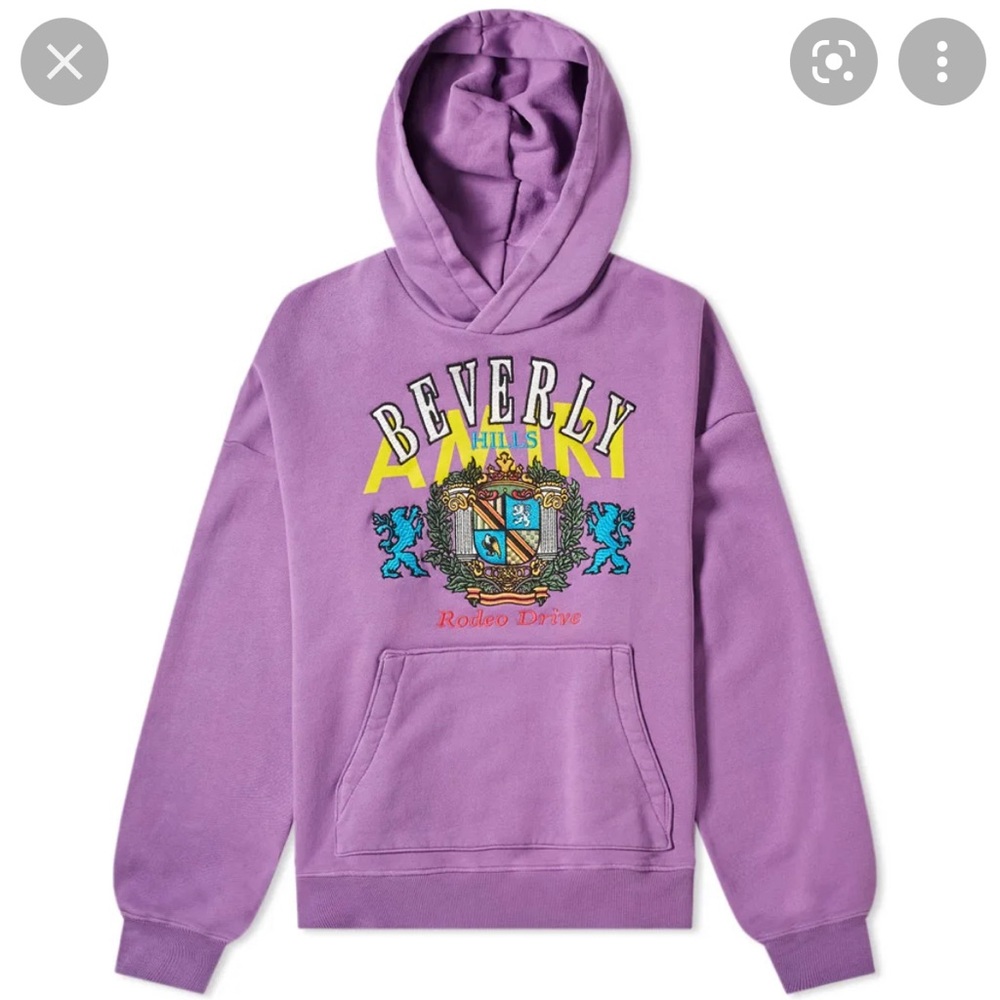 Size is small fits oversized